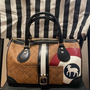 L.A.M.B. Mandeville in Bullseye Saddle